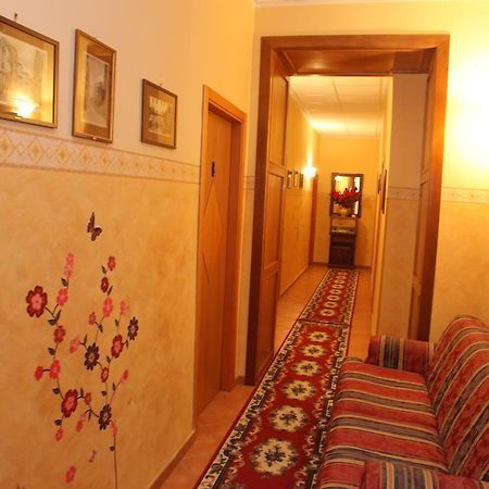 B&B Rinascente Paola Exterior foto