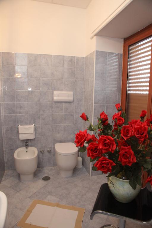 B&B Rinascente Paola Exterior foto