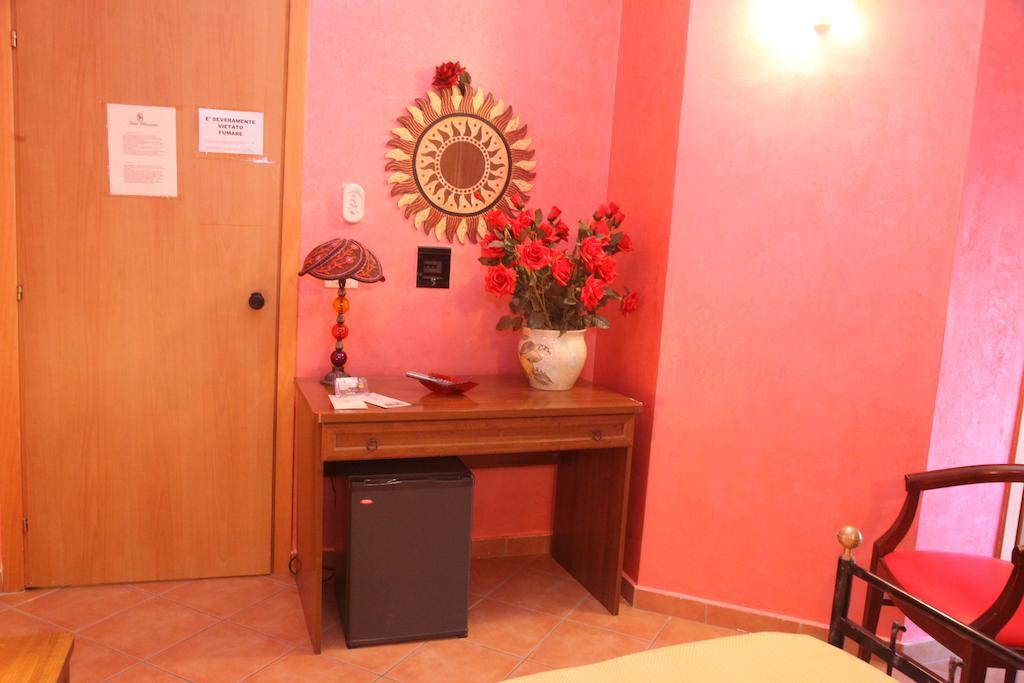 B&B Rinascente Paola Exterior foto